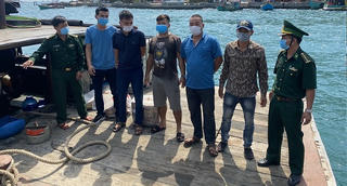 Khởi tố, bắt tạm giam đối tượng đưa người vượt biên trái phép