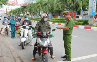 Siết chặt kiểm soát “vòng trong” để thực hiện nghiêm Chỉ thị 16