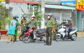 Giấy đi đường nhận diện bằng mã QR-Code: Công nghệ góp phần chống dịch