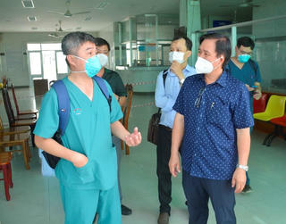 Bệnh viện Chợ Rẫy hỗ trợ phòng, chống dịch bệnh COVID-19 tại Cà Mau