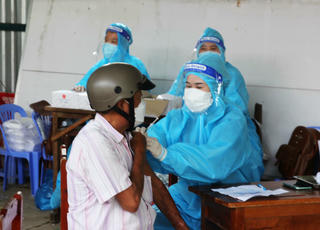 Cà Mau đề nghị Bộ Y tế hỗ trợ khẩn cấp trong phòng, chống dịch