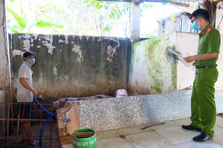 Bắt quả tang vụ bơm nước vào heo để tăng trọng