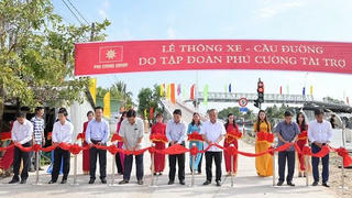 Kiên Giang: Khánh thành cầu, đường giao thông nông thôn 8 tỷ đồng ở vùng căn cứ Vĩnh Thuận