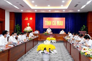 Bí thư Tỉnh ủy Cà Mau chỉ đạo thanh, quyết toán dứt điểm kinh phí phòng, chống dịch COVID-19