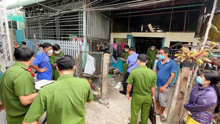 Dùng dao Thái Lan đâm chết vợ vì ghen tuông