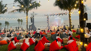 Đảo ngọc Phú Quốc đón hàng chục ngàn lượt khách du lịch dịp lễ Giỗ tổ Hùng Vương