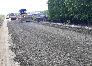 Nâng cấp chống ngập đường Hồ Chí Minh đoạn Năm Căn - Đất Mũi