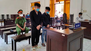 Rủ nhau đi đánh ghen, hai anh em ở Kiên Giang lãnh 18 năm tù