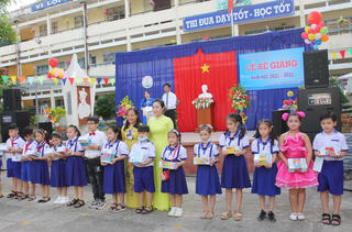 Trường Tiểu học Phùng Ngọc Liêm, Bạc Liêu tổng kết năm học 2021- 2022