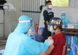 Cà Mau mở đợt cao điểm truyền thông tiêm vaccine phòng COVID-19 