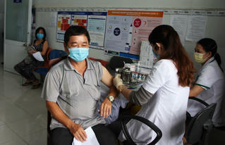 Bạc Liêu mở đợt cao điểm, đẩy nhanh tiến độ tiêm vaccine phòng COVID-19