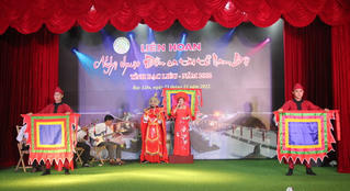 Đờn ca tài tử gắn bó máu thịt với đời sống người dân Nam Bộ