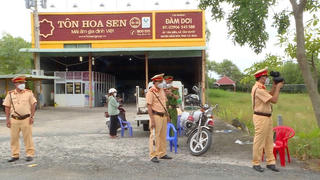 Nâng cao trách nhiệm người đứng đầu trong công tác đảm bảo trật tự an toàn giao thông 