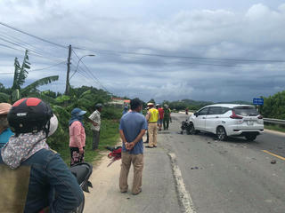 Quảng Ngãi: Va chạm giữa ô tô và xe máy, một người tử vong.