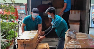 Hỗ trợ 2 tỷ đồng cho bà con xa quê đang mưu sinh ở TP HCM gặp khó khăn do dịch COVID-19