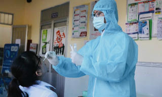 CDC Cần Thơ thông tin việc triển khai 68.000 mẫu test COVID-19 năm 2023