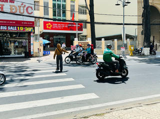 Khắc phục nguy cơ mất an toàn giao thông trước cổng Trung tâm hành chính công TP Cần Thơ