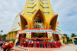 Đại học Nam Cần Thơ khánh thành Viện Khoa học sức khỏe DNC