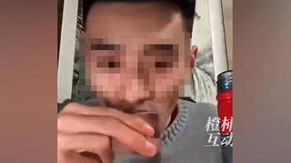 Streamer Trung Quốc qua đời vì tham gia thử thách… uống rượu
