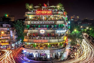 Hà Nội sẽ phá dỡ tòa nhà 'Hàm cá mập' trước ngày 30/4