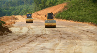 Ban QLDA đầu tư xây dựng các công trình giao thông tỉnh Tuyên Quang: Hoàn thành nhiều công trình trọng điểm 