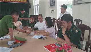 Bắt giữ một người Nga bị Interpol truy nã khi nhập cảnh vào Việt Nam