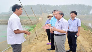 Chủ tịch UBND tỉnh Thừa Thiên – Huế: “Để nông dân nghèo, sản phẩm không tiêu thụ được thì chính quyền chưa làm hết trách nhiệm”