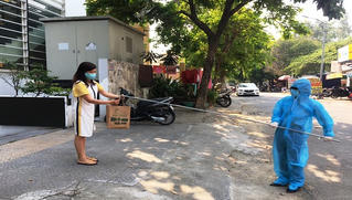 Đệ nhất gà thảo dược Bàu Giàng tại Huế “lấn sân” qua phân khúc bán lẻ
