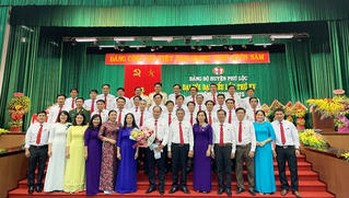 Xây dựng Phú Lộc thành vùng kinh tế trọng điểm với du lịch là ngành mũi nhọn của Thừa Thiên Huế