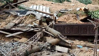 Quảng Trị: Sạt lở đất nghiêm trọng vùi lấp 20 cán bộ chiến sĩ Đoàn Kinh tế quốc phòng 337