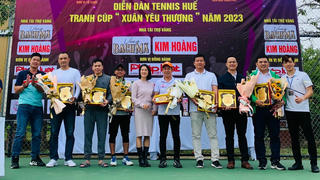 Báo Pháp luật Việt Nam đồng hành giải Tennis “Xuân yêu thương”