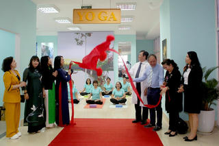 Thành lập câu lạc bộ Yoga cho bệnh nhân nữ ung thư tại bệnh viện Trung ương Huế