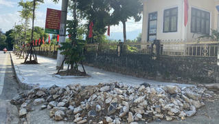 TP Lào Cai: Hạng mục chỉnh trang vỉa hè được thi công bằng “qui trình ngược” có đảm bảo chất lượng?