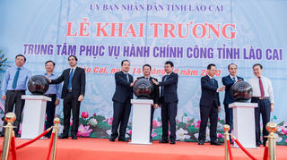 Khai trương Trung tâm phục vụ hành chính công và Trung tâm điều hành thông minh tỉnh Lào Cai