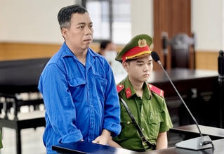 Lừa đảo để lấy tiền đánh bạc, lĩnh 12 năm tù