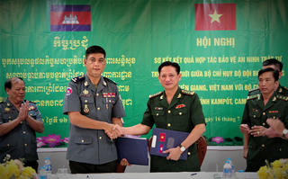 Biên phòng Kiên Giang và Hiến binh tỉnh Kampot tiếp tục phối hợp bảo vệ an ninh biên giới