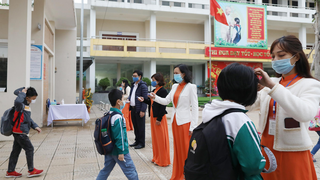 Đề nghị các địa phương sẵn sàng cho học sinh trở lại trường trước 14/2