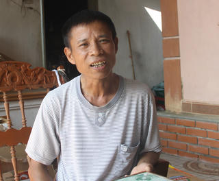 Nhân cách đáng trân quý của người đàn ông 6 năm miệt mài trồng cây ven lộ 