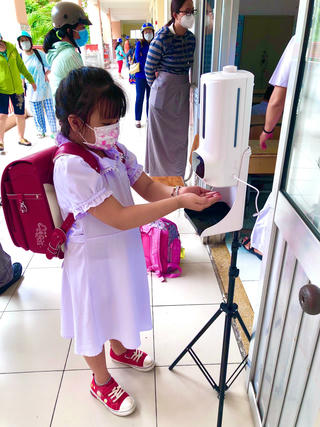 Cần Thơ: Học sinh được trở lại trường sau khoảng thời gian dài ở nhà học trực tuyến