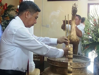 Lãnh đạo tỉnh Hậu Giang dâng hương, dâng hoa tưởng niệm Chủ tịch Hồ Chí Minh