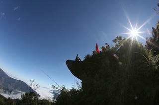 Chẳng ở đâu đẹp như nước non mình