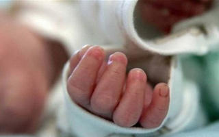 Bản tin trưa 21/10: Liên tiếp 2 trẻ tử vong đột ngột tại nhà khi ngủ 