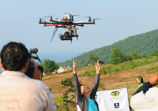 Bay flycam cần phải chú ý quy định pháp luật?