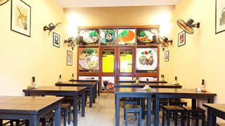 Hết tiền ăn chơi, nhà hàng phá sản cả loạt