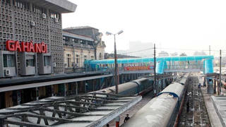 Đường sắt trì trệ, lãnh đạo "mê" đánh golf