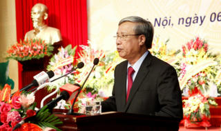 Đấu tranh phản bác có hiệu quả các quan điểm sai trái, thù địch