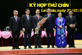 Ông Trần Tiến Dũng được bầu làm Chủ tịch UBND tỉnh Lai Châu