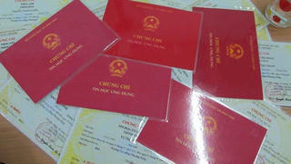 Phải giảm thiểu văn bằng, chứng chỉ trong công tác cán bộ