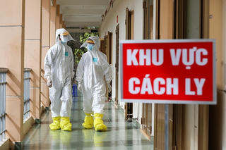 Thủ tướng Chính phủ: Chống dịch quyết liệt nhưng không hoang mang lo lắng