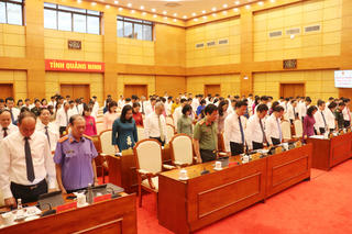 HĐND tỉnh Quảng Ninh thảo luận, quyết nghị một số chính sách cấp bách 